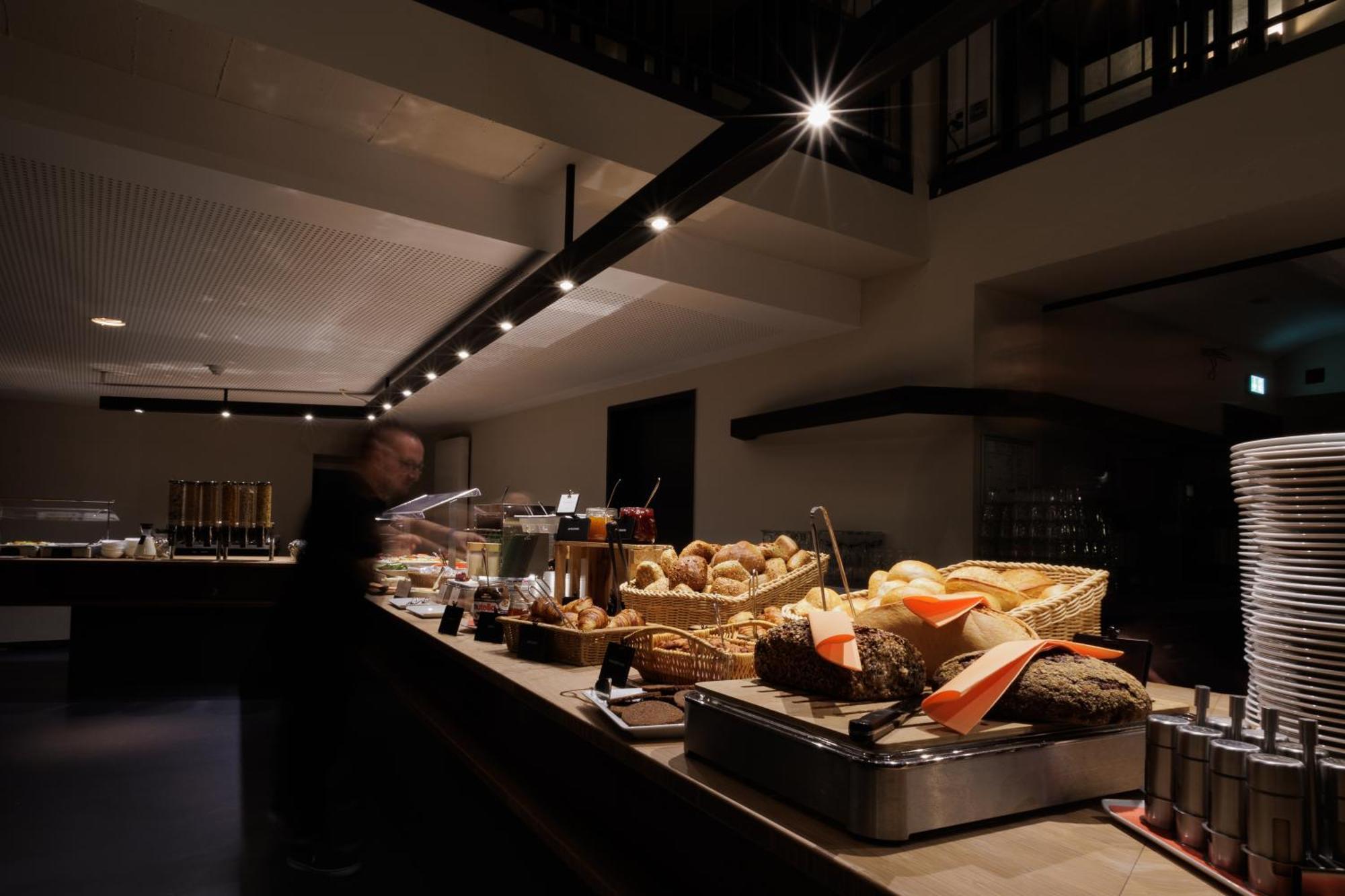 Factory Hotel Munster  Bagian luar foto