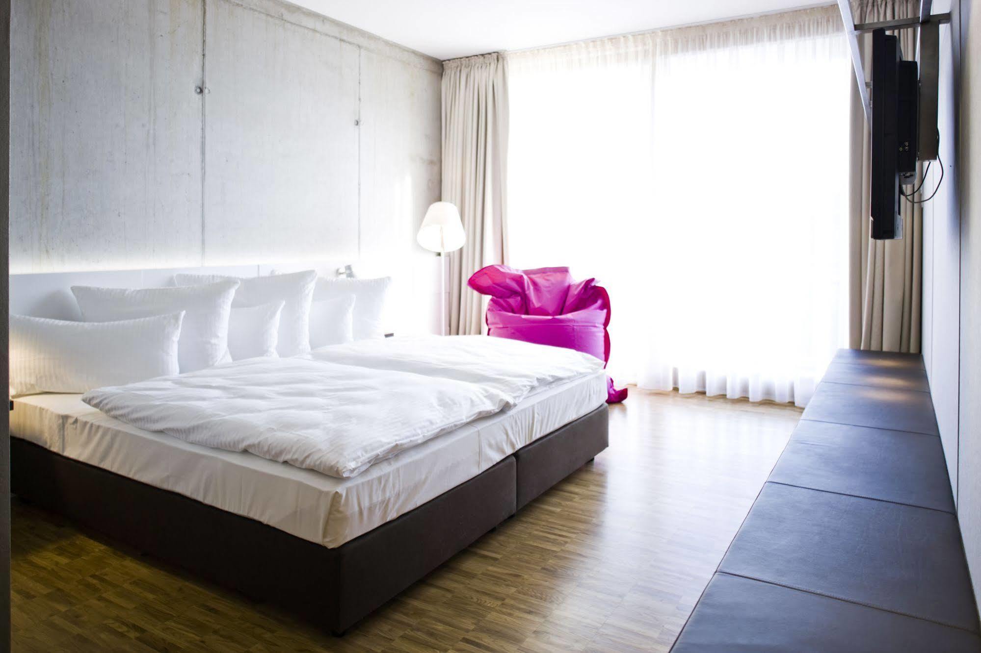 Factory Hotel Munster  Bagian luar foto